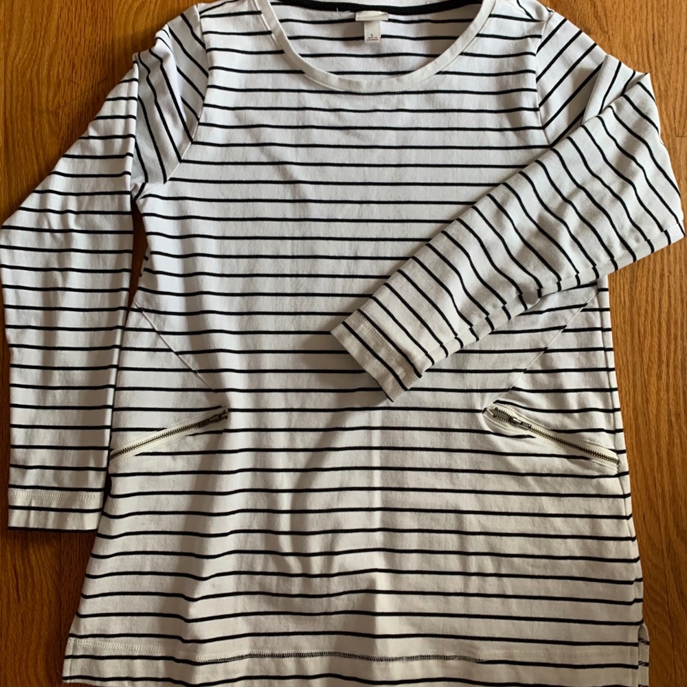 Long sleeve target shirt
